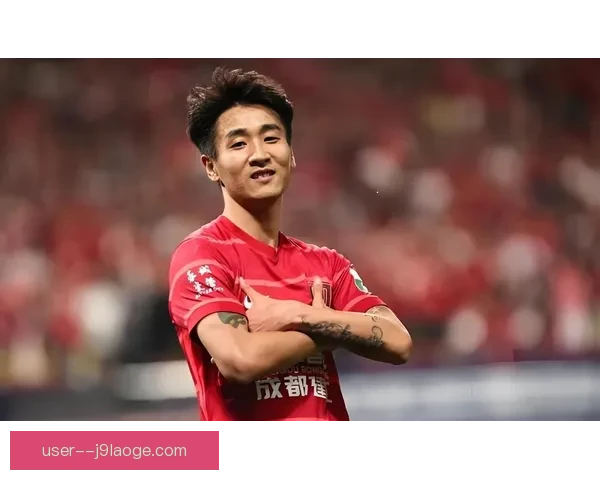 韦世豪在蓉城逐渐收敛脾气展现成熟球员风采 韦世豪在蓉城逐渐收敛脾气展现成熟球员风采